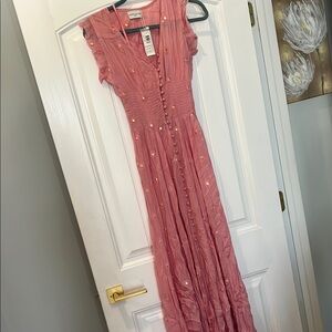 Elegant Pink Maxi Dress